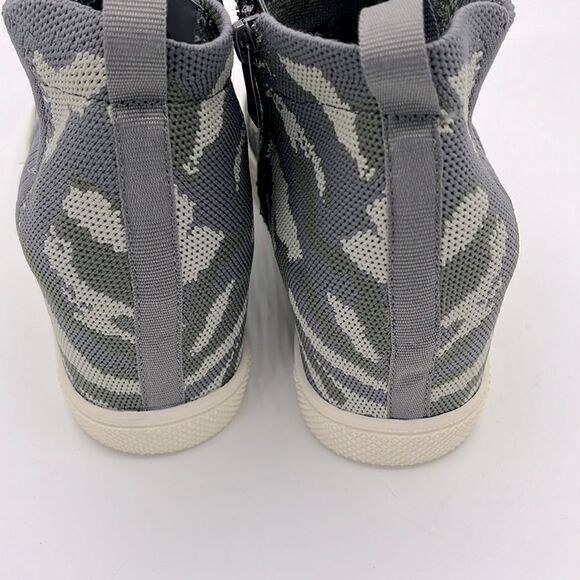 Torrid camo stretch knit sneaker wedge shoe - Picture 4 of 8